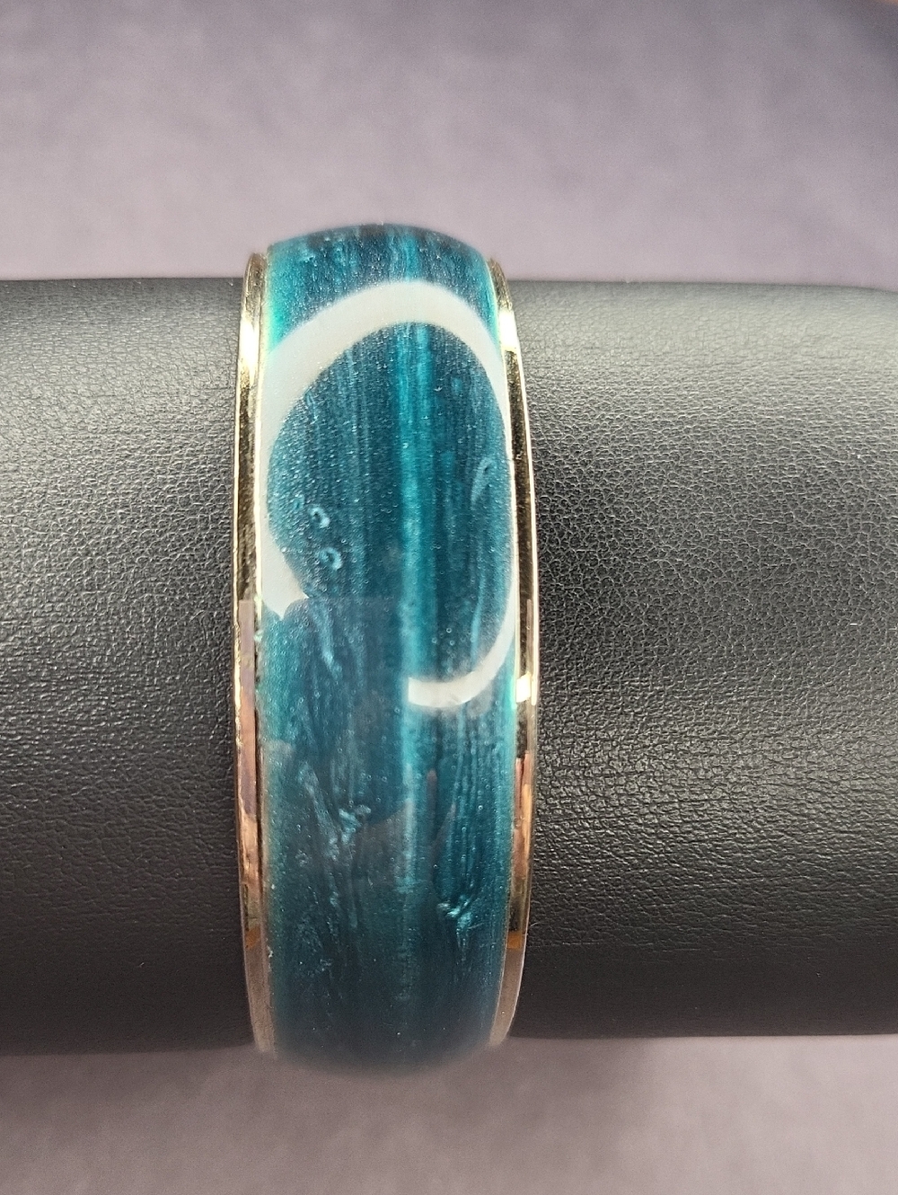 Blue-ish Green and Silver Bracelet